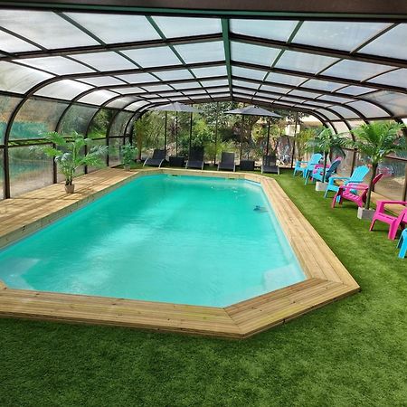 Les Chalets De Saumur, Piscine & Parc Boise, 100M Du Cadrenoir Exteriör bild