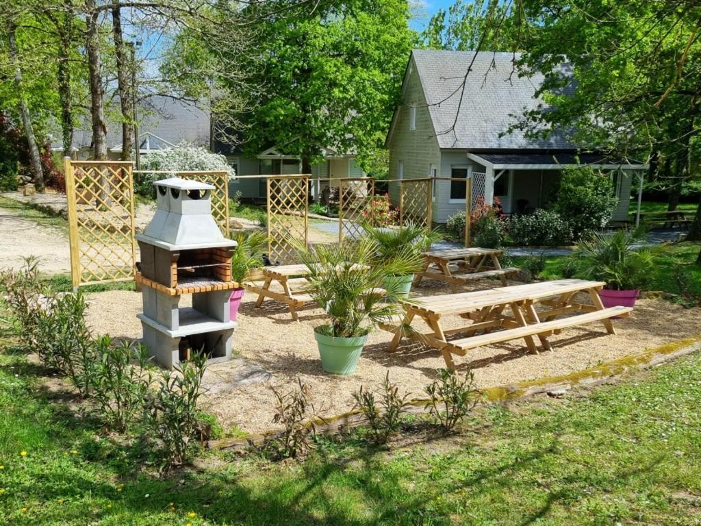 Les Chalets De Saumur, Piscine & Parc Boise, 100M Du Cadrenoir Exteriör bild