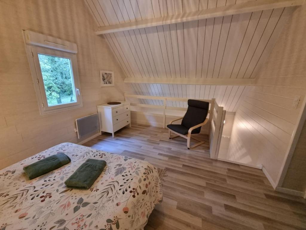 Les Chalets De Saumur, Piscine & Parc Boise, 100M Du Cadrenoir Exteriör bild