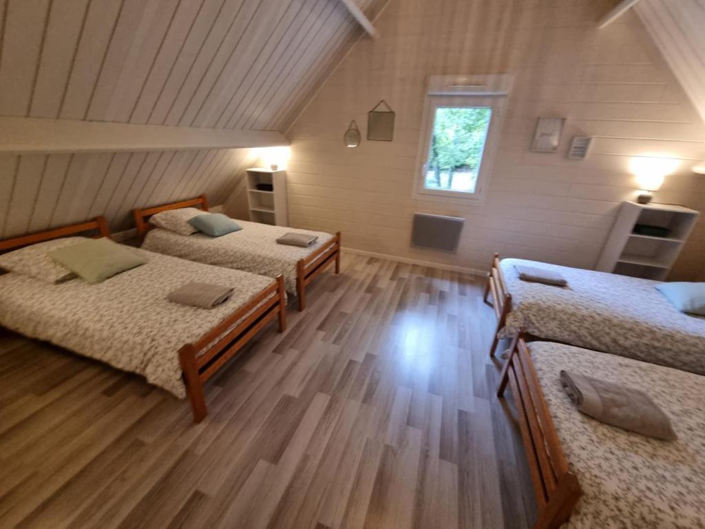 Les Chalets De Saumur, Piscine & Parc Boise, 100M Du Cadrenoir Exteriör bild