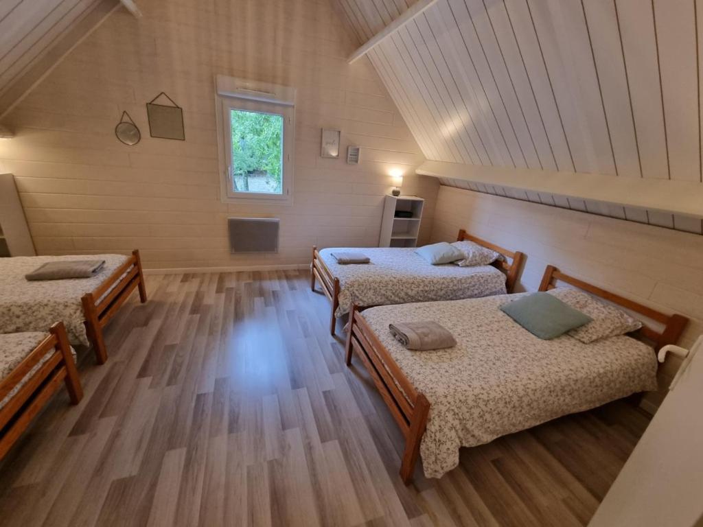 Les Chalets De Saumur, Piscine & Parc Boise, 100M Du Cadrenoir Exteriör bild