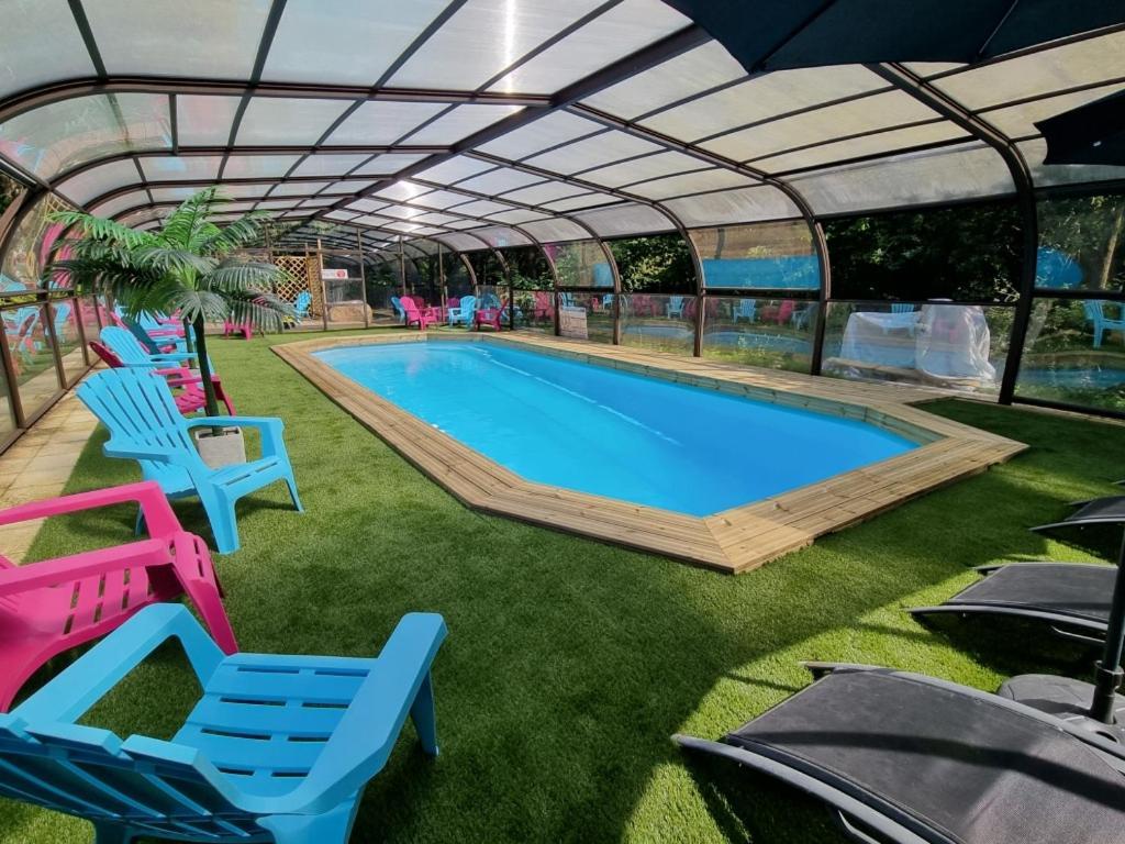 Les Chalets De Saumur, Piscine & Parc Boise, 100M Du Cadrenoir Exteriör bild